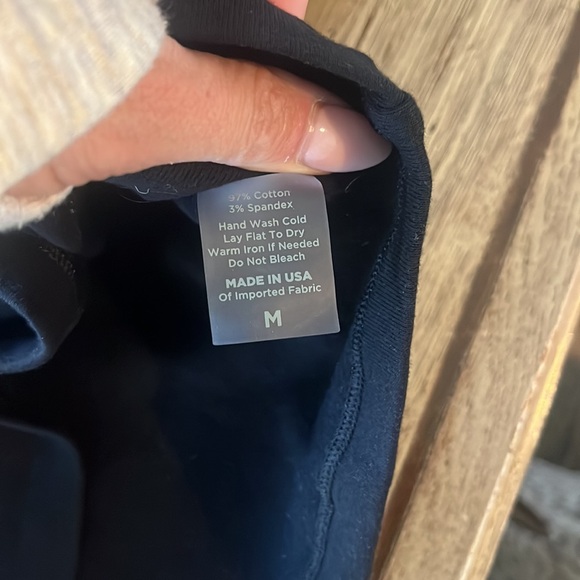 Black Slash Pull Over - Picture 5 of 5